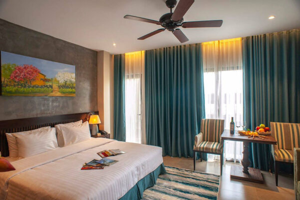 sơn giả bê tông trang trí khách sạn