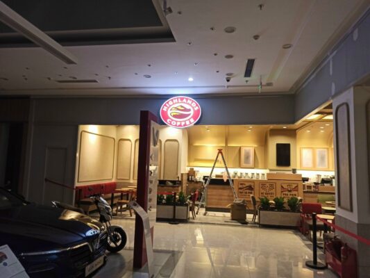 Highland Coffee Vincom Phủ Lý Hà Nam 2 Highland Coffee sử dụng sơn bê tông Conpa